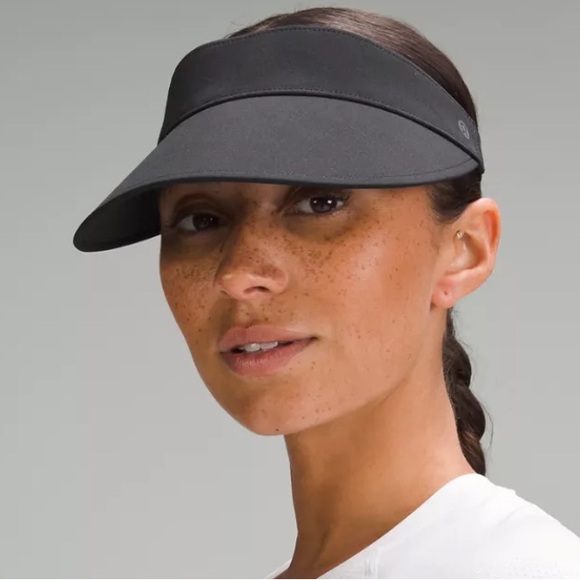 Lululemon Women's Fast Paced Wide Band
Running Visor black ⭐️⭐️⭐️⭐️⭐️ - Picture 11 of 14